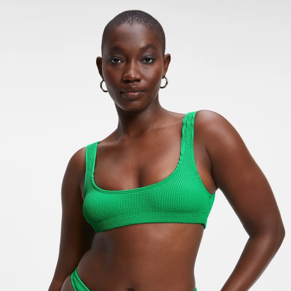 Good American - Always Fits Scoop Bikini Top - NWT
